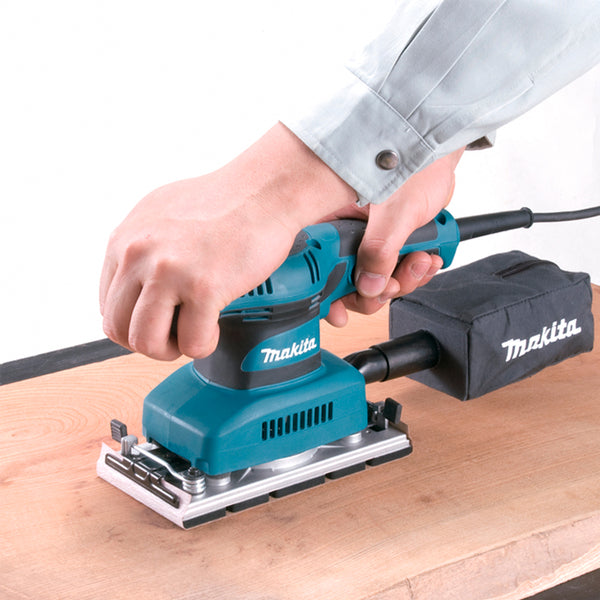 Lijadora de acabado BO3710 - Makita